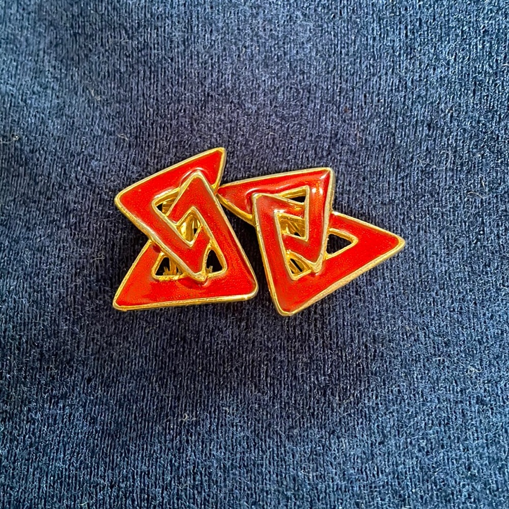 Vintage Clip On Earrings